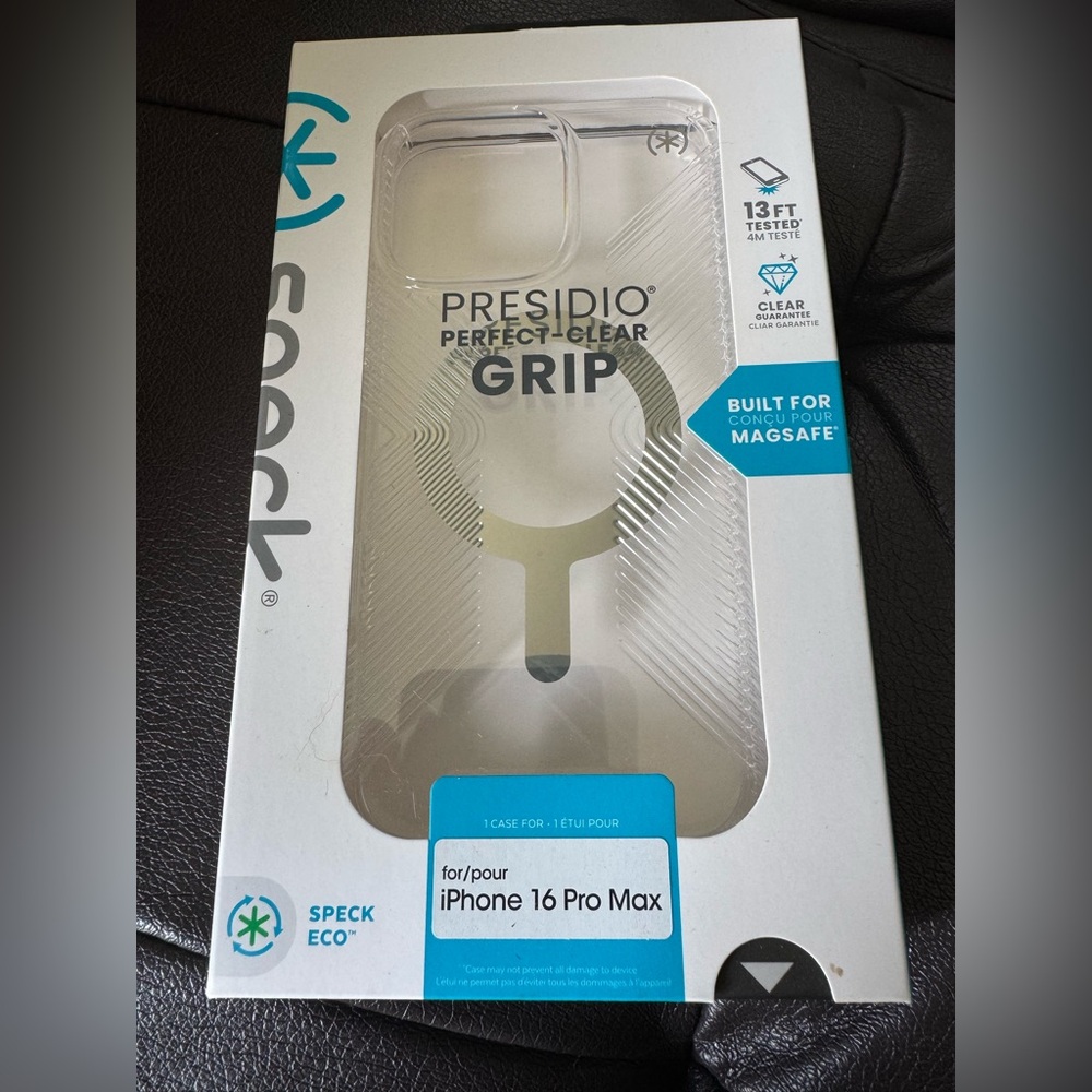 Speck Presidio Clear Grip Case for iPhone 16 Pro Max - Transparent